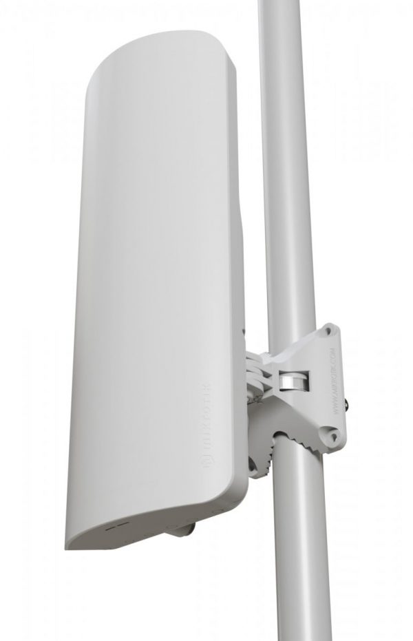 MikroTik mANTBox ax 15s (RouterOS L4), International version